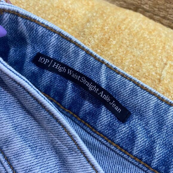 Talbots High Waist Straight Ankle Jeans in Lightwash Size 10P - Picture 5 of 12